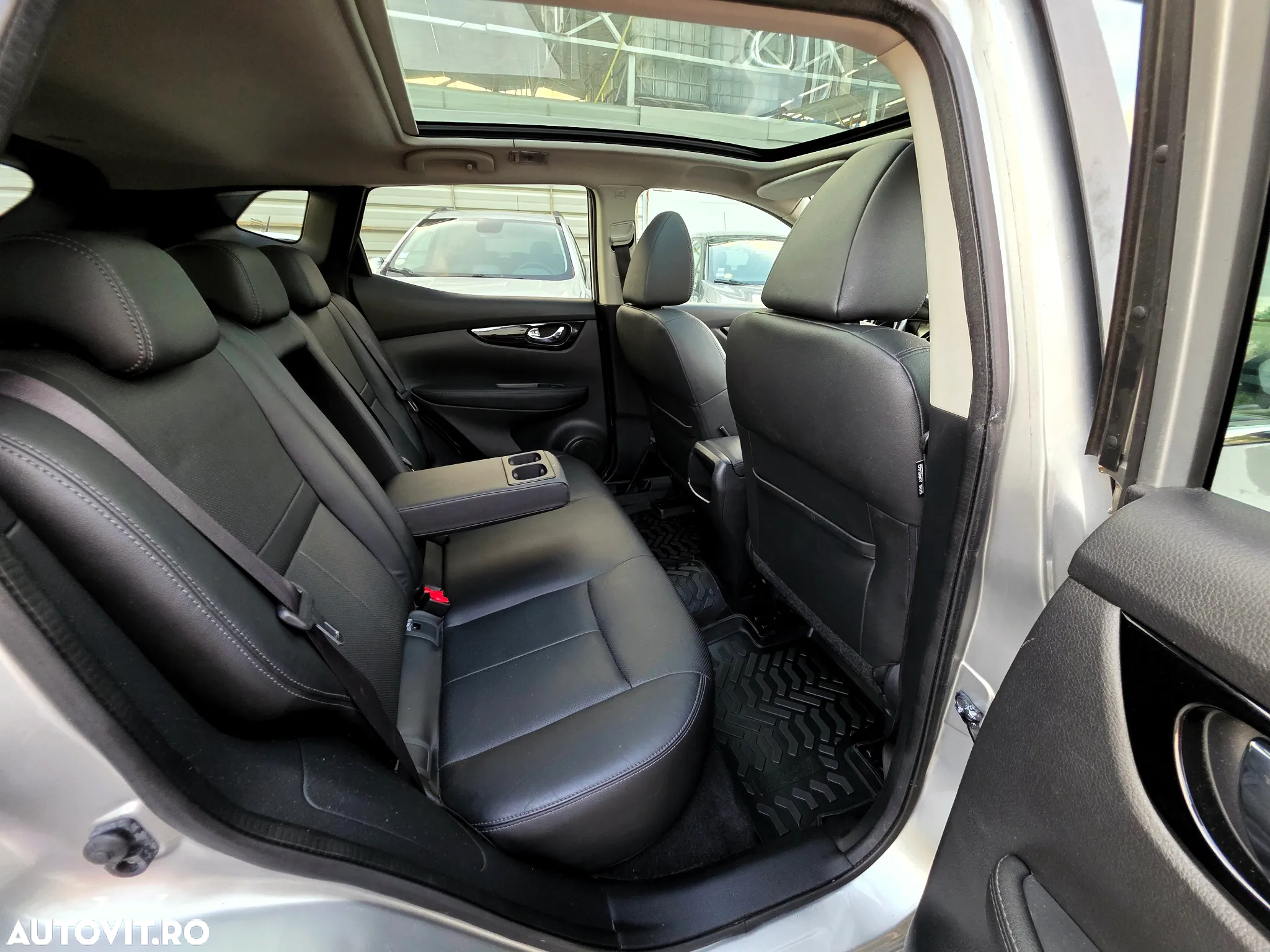 Nissan Qashqai 1.6 DCI Start/Stop Tekna - 16