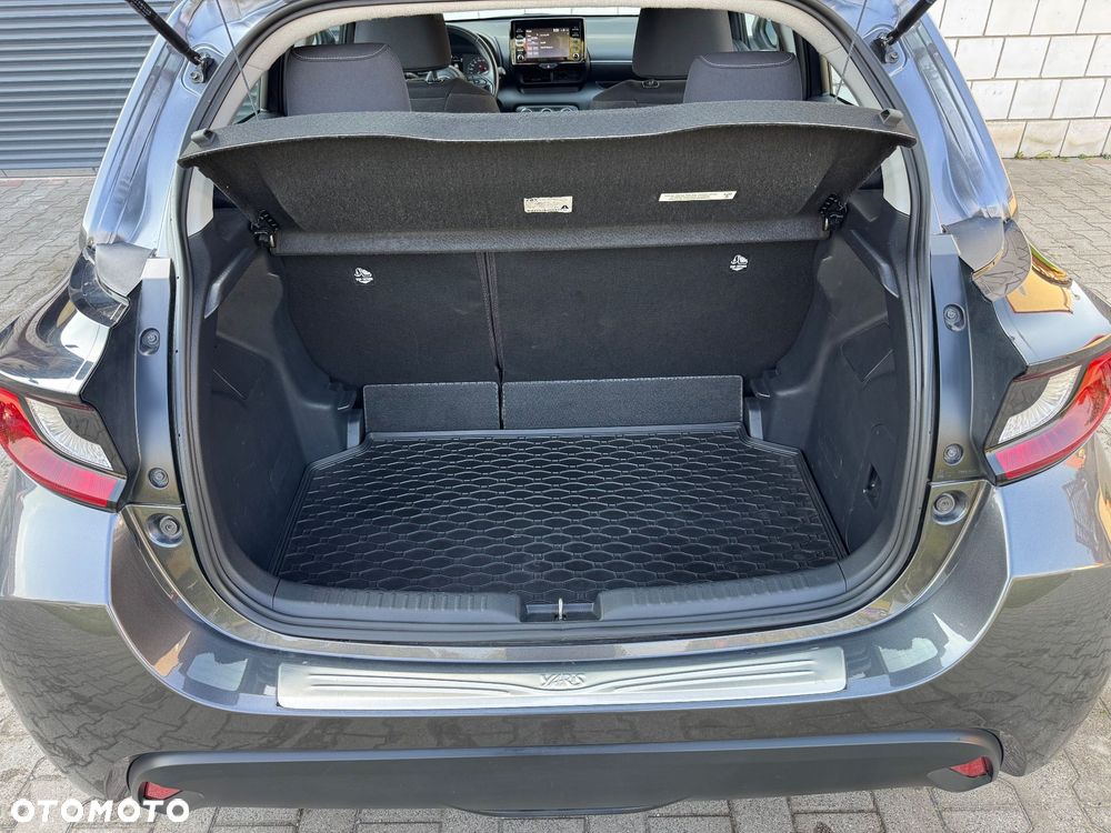 Toyota Yaris 1.5 Comfort - 26