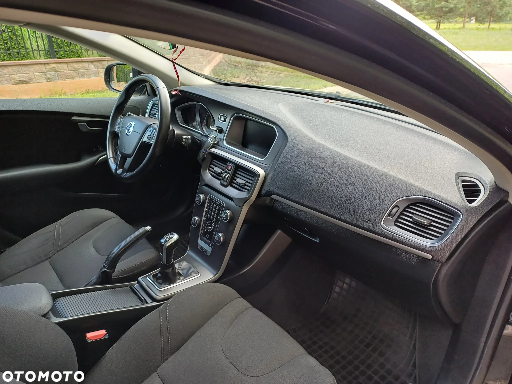 Volvo V40 D4 Drive-E Momentum - 26