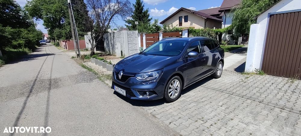 Renault Megane 1.5 dCI Zen - 6
