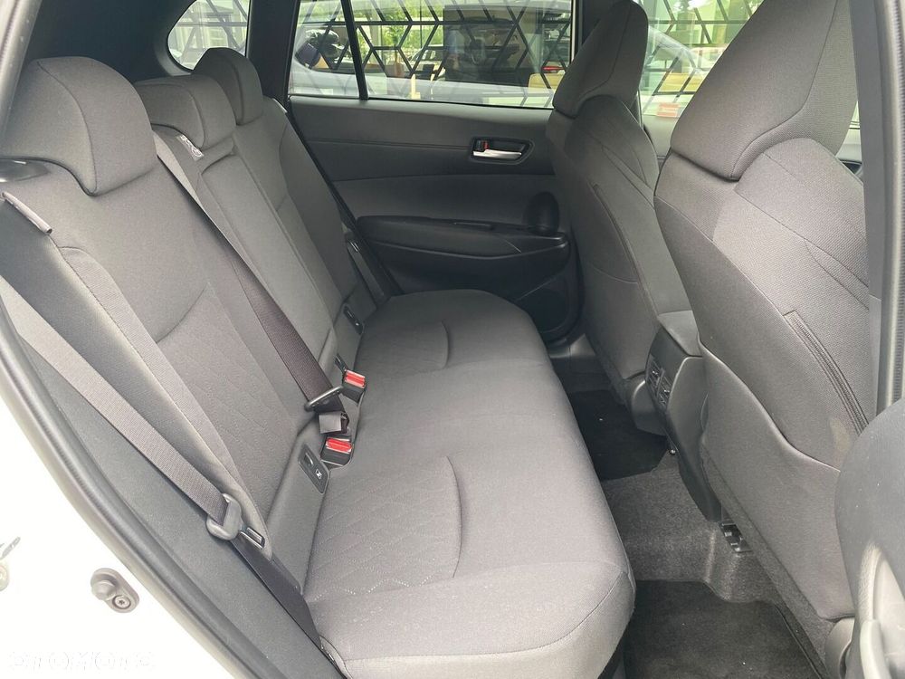 Toyota Corolla Cross 2.0 Hybrid Style - 24