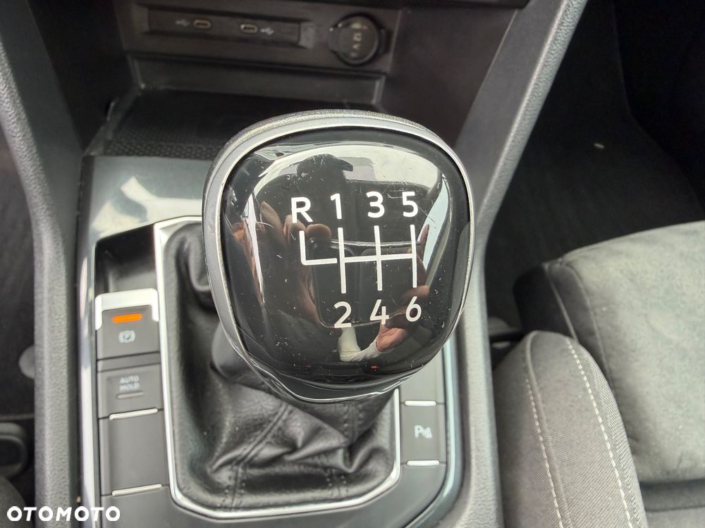 Volkswagen Tiguan 1.5 TSI EVO Comfortline - 23