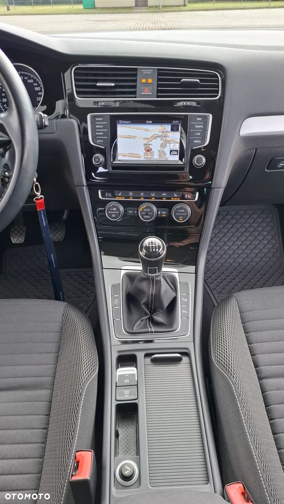 Volkswagen Golf 1.4 TSI BlueMotion Technology Cup - 37