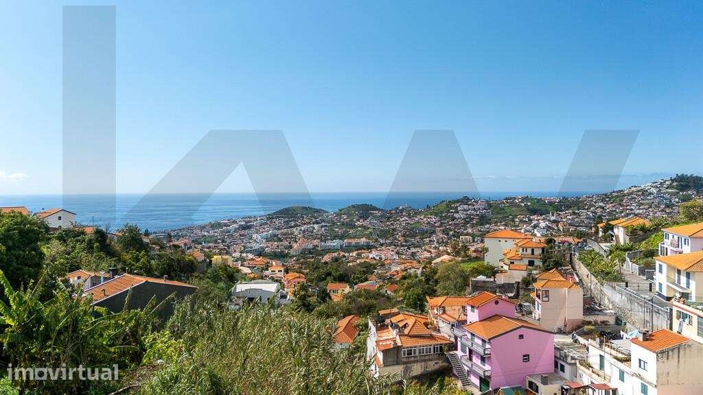 Terreno com 528m2 com projeto aprovado no Funchal - Grande imagem: 2/32