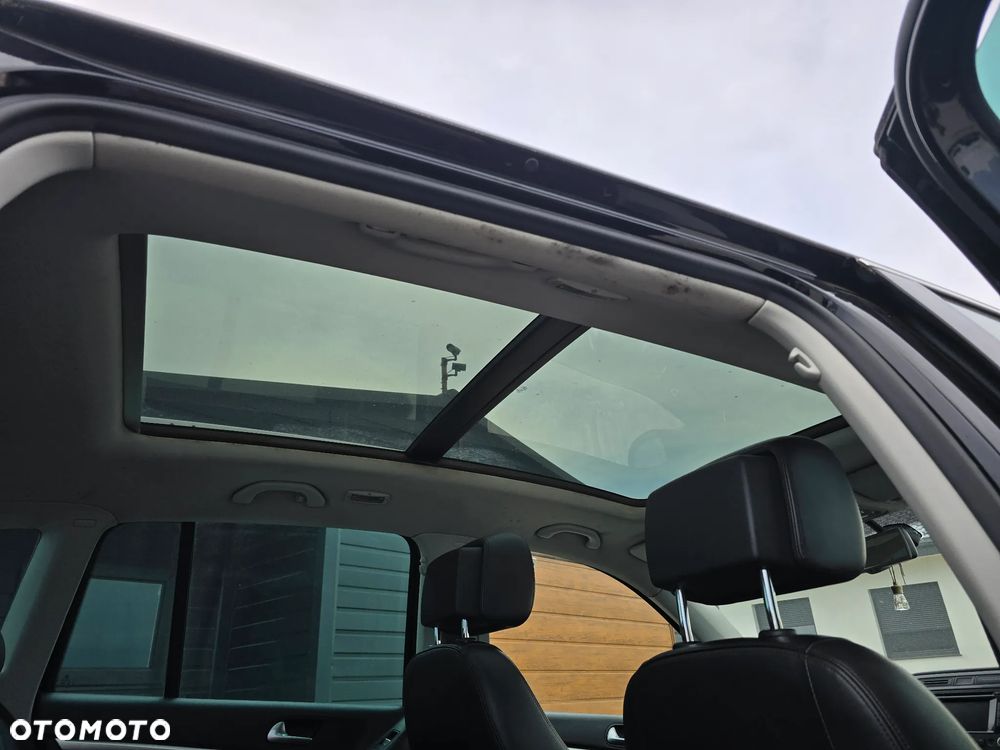 Volkswagen Tiguan 2.0 TDI DPF BlueMotion Technology Exclusive - 12