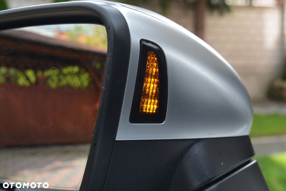 Volkswagen Arteon Shooting Brake 2.0 TDI SCR DSG Elegance - 32