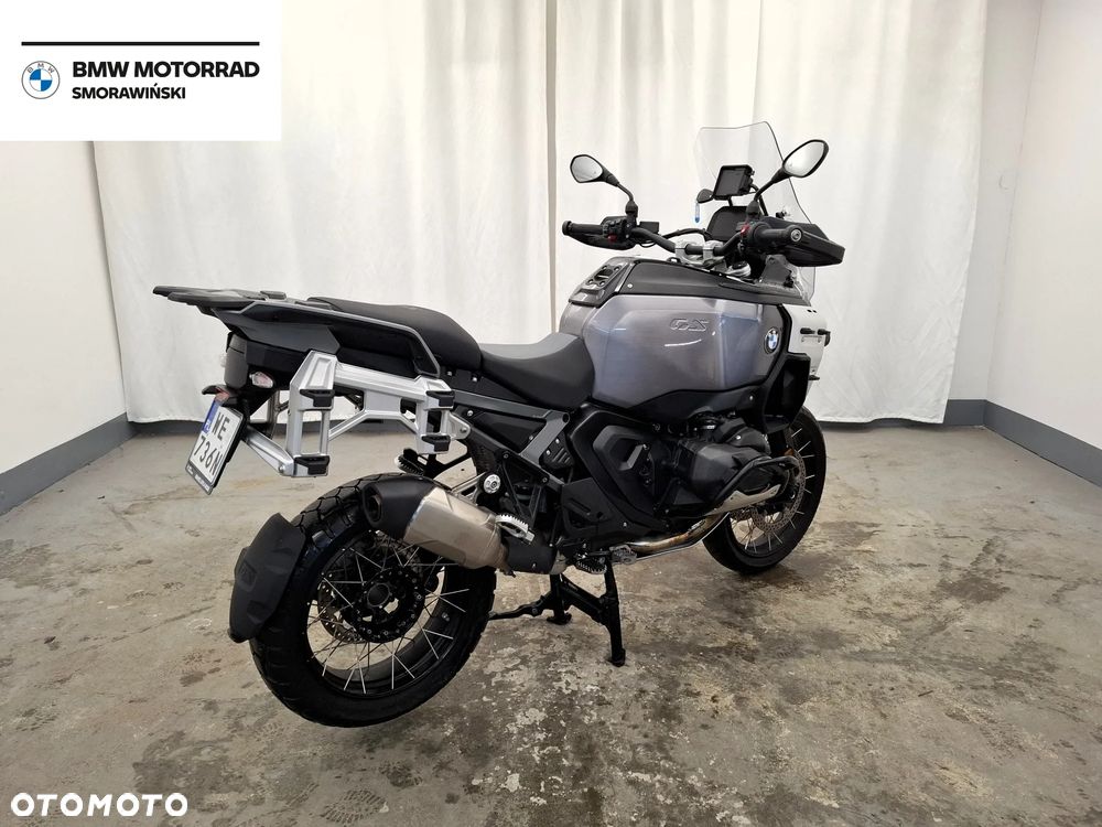 BMW R - 8