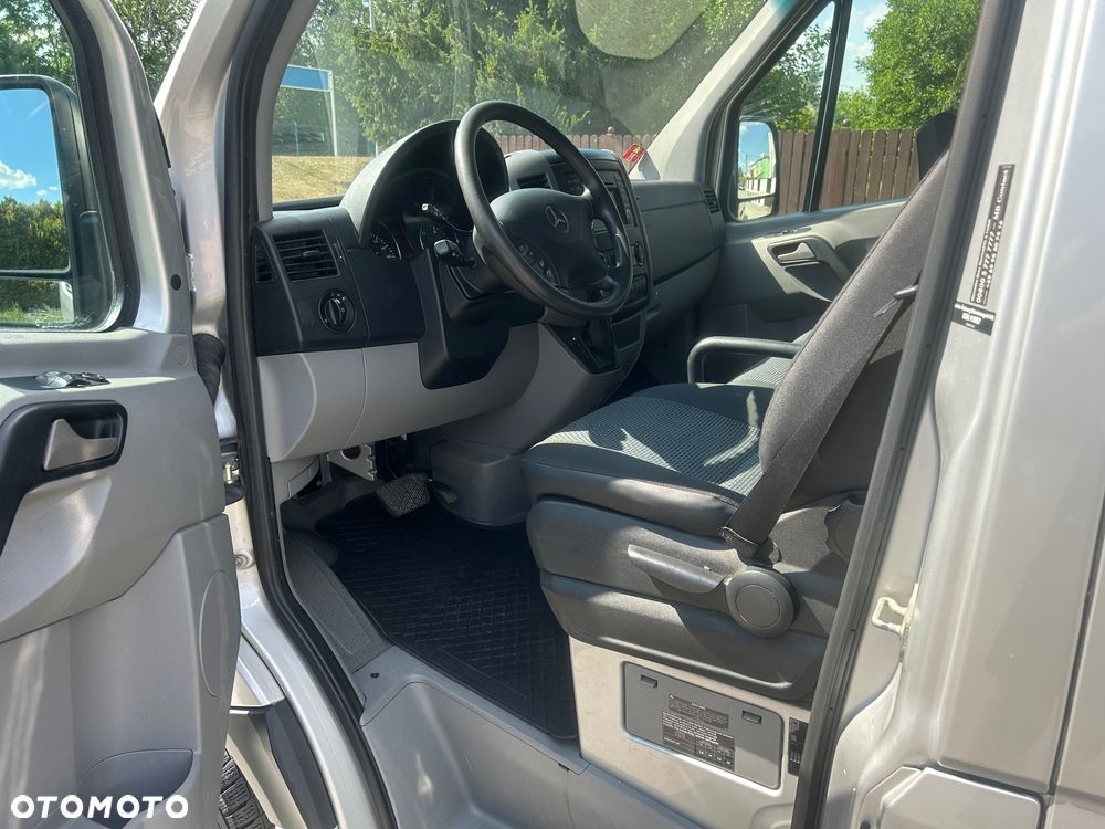 Mercedes-Benz Sprinter (BlueTec) 906.233 - 12