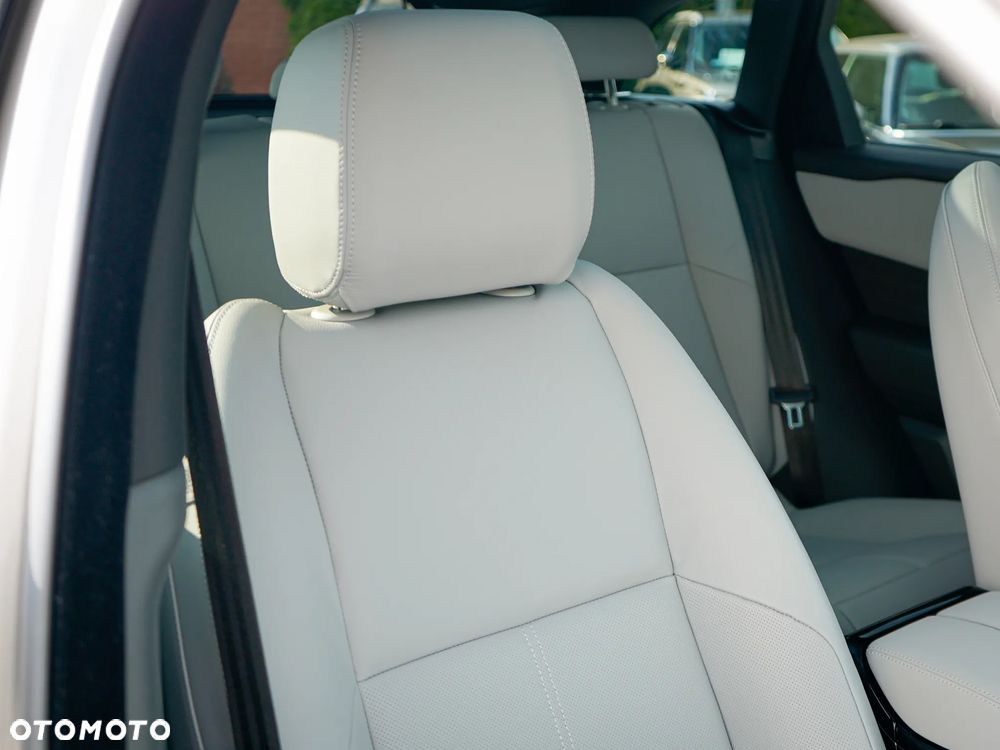 Land Rover Range Rover Velar - 27