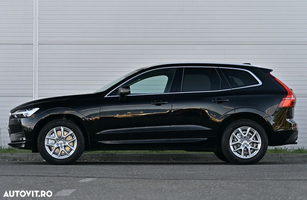 Volvo XC 60 D5 AWD Geartronic Momentum - 12
