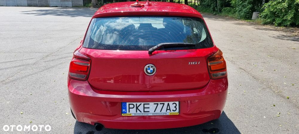 BMW Seria 1 116i - 6