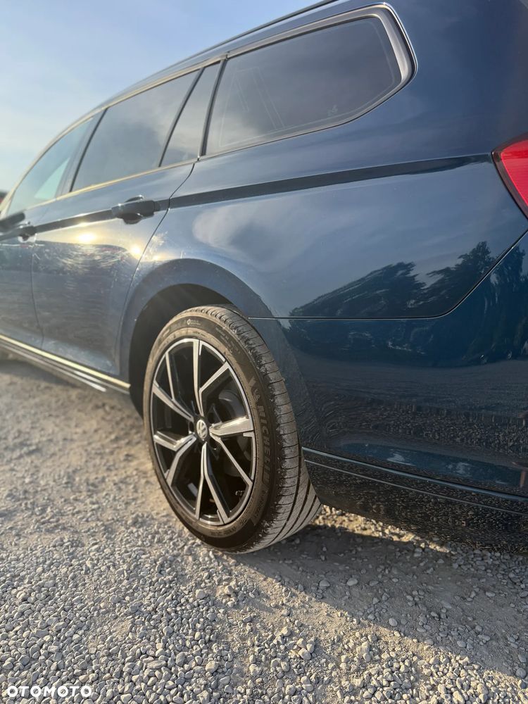 Volkswagen Passat 1.5 TSI EVO Essence DSG - 7