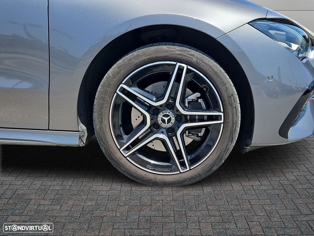 Mercedes-Benz CLA 250 e AMG Line - 10