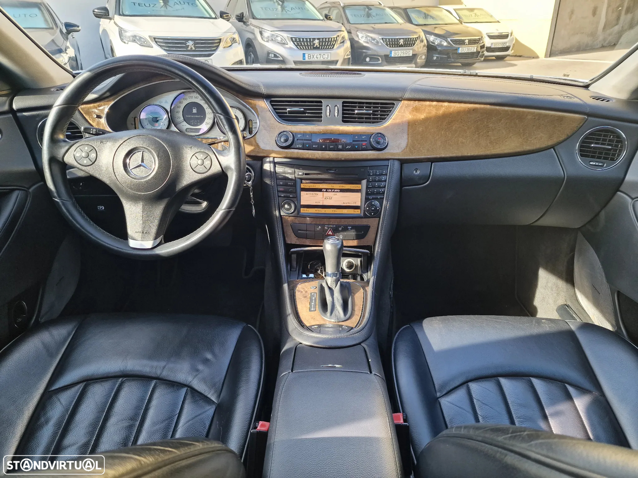 Mercedes-Benz 350 - 14