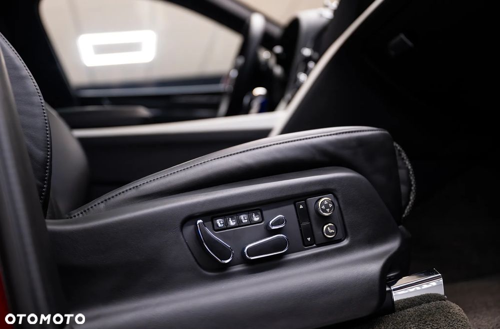 Bentley Bentayga - 33