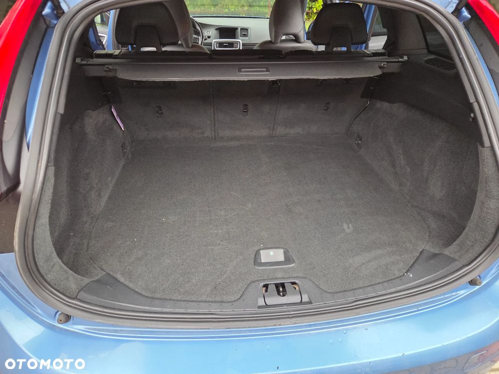 Volvo V60 D3 Momentum - 10