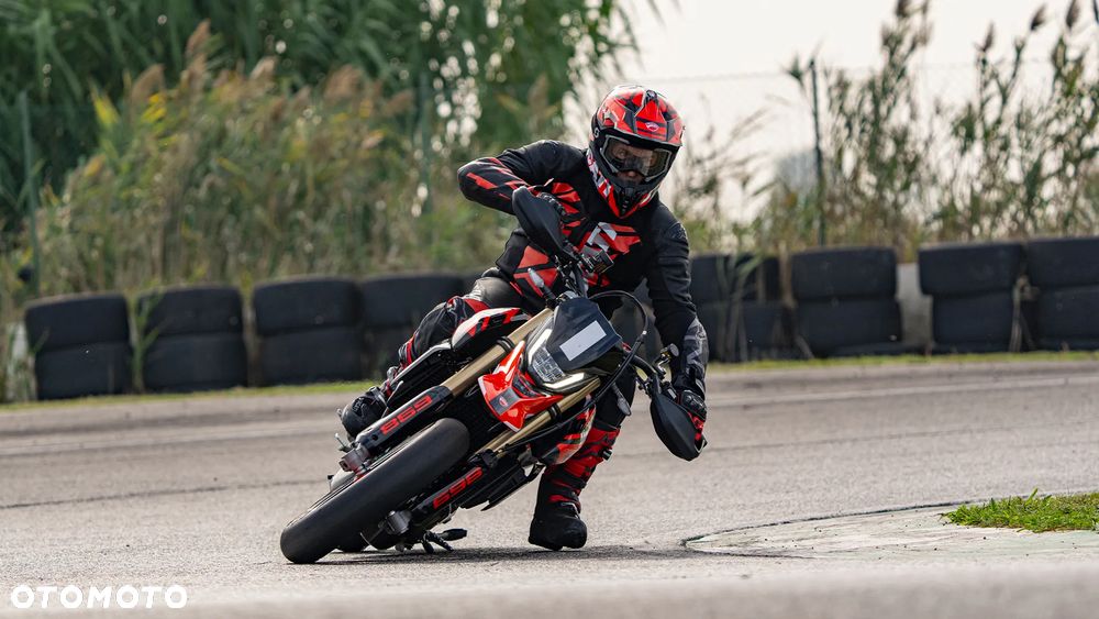 Ducati Hypermotard - 8