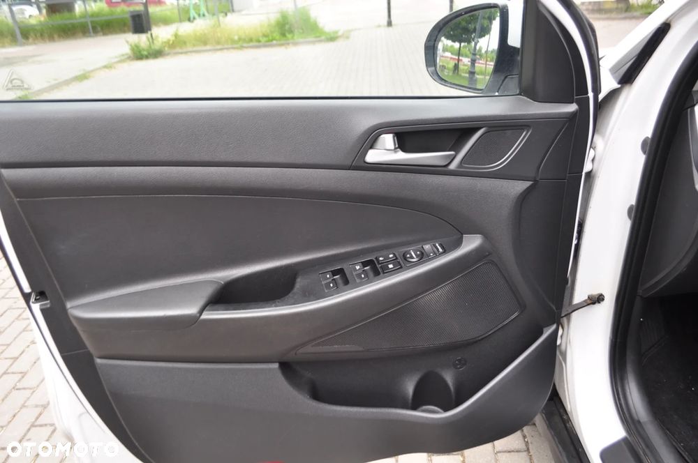 Kia Sportage 1.7 CRDI 2WD Edition 7 - 10