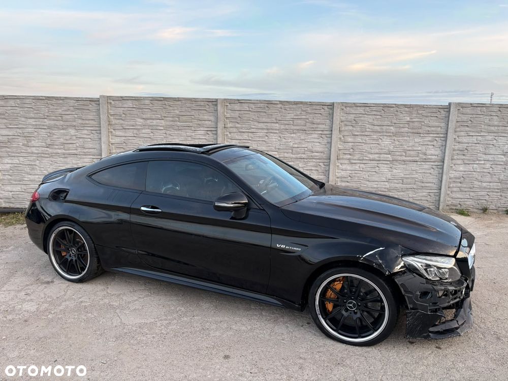Mercedes-Benz Klasa C AMG 63 S - 34