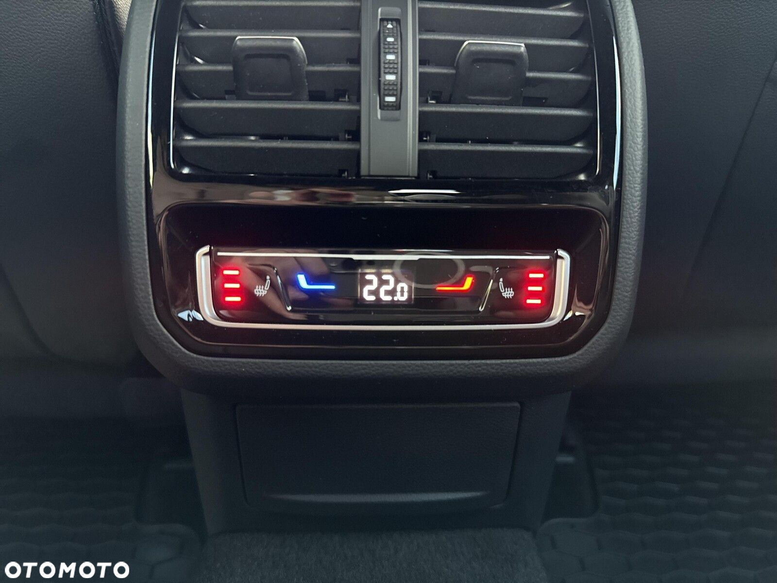 Volkswagen Arteon 2.0 TSI R-Line DSG - 12
