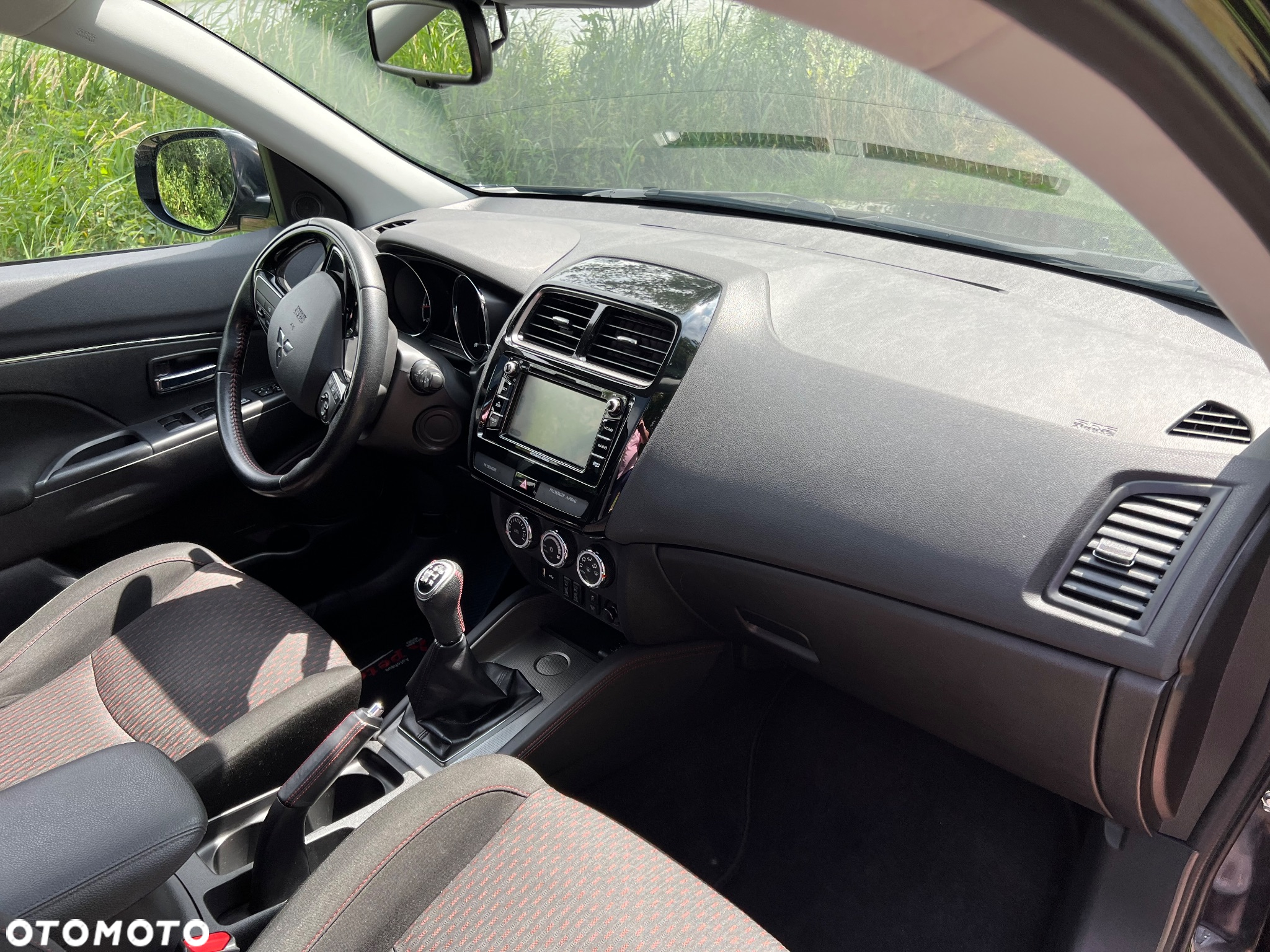 Mitsubishi ASX 1.6 Black Edition - 12
