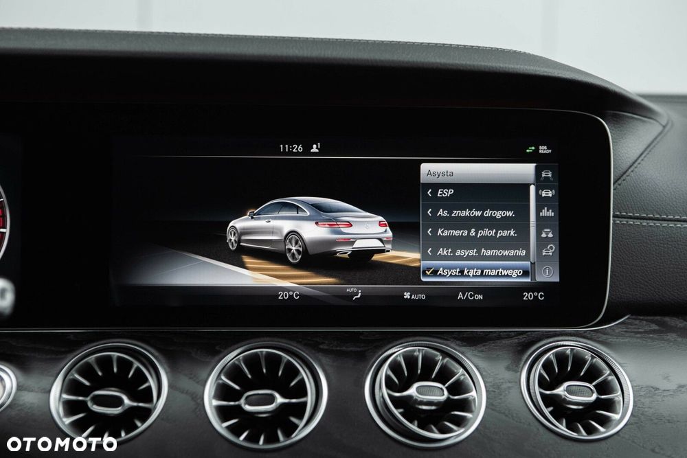 Mercedes-Benz Klasa E 200 9G-TRONIC - 36