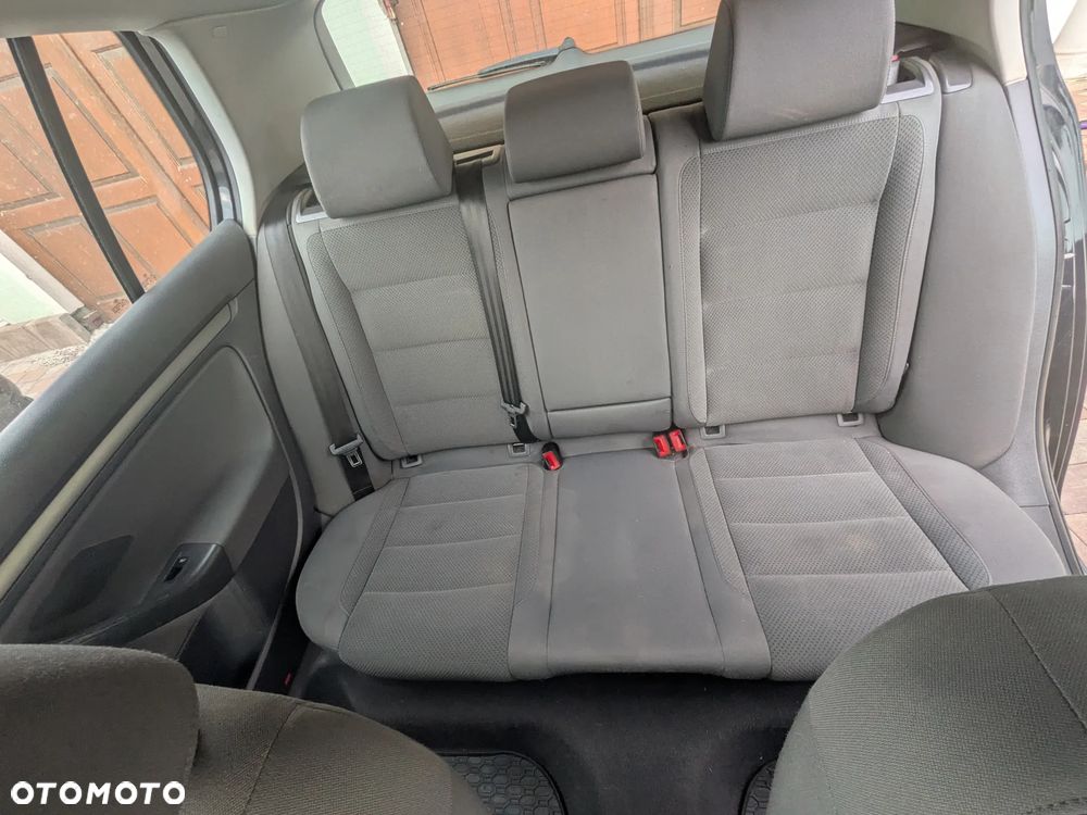 Volkswagen Golf - 7