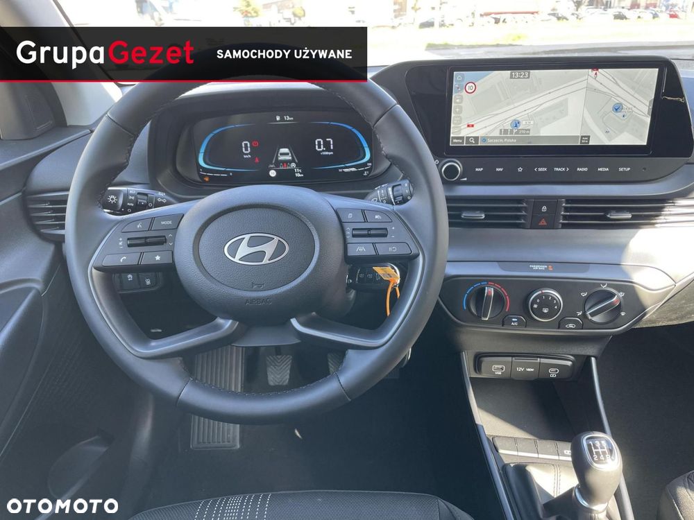 Hyundai i20 - 12