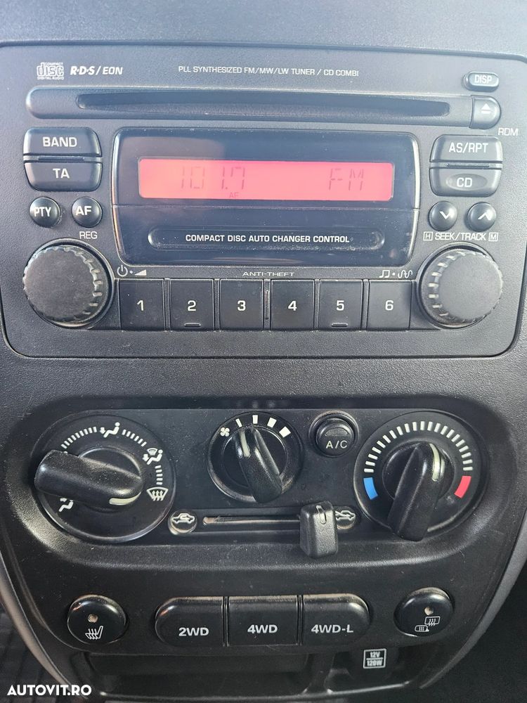 Suzuki Jimny 1.3 JLX - 4