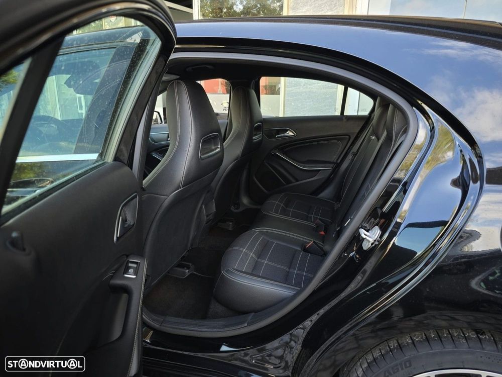 Mercedes-Benz A 180 d Urban - 8