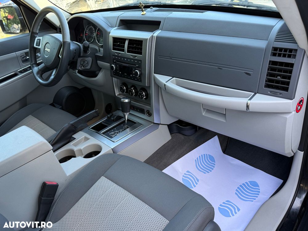 Jeep Cherokee 2.8 CRD DPF Automatik Limited Exclusive - 13