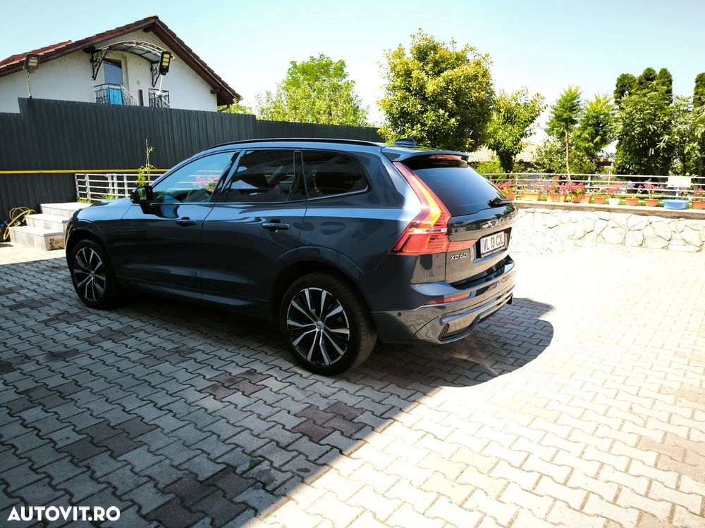Volvo XC 60 B4 D Ultimate Dark - 5