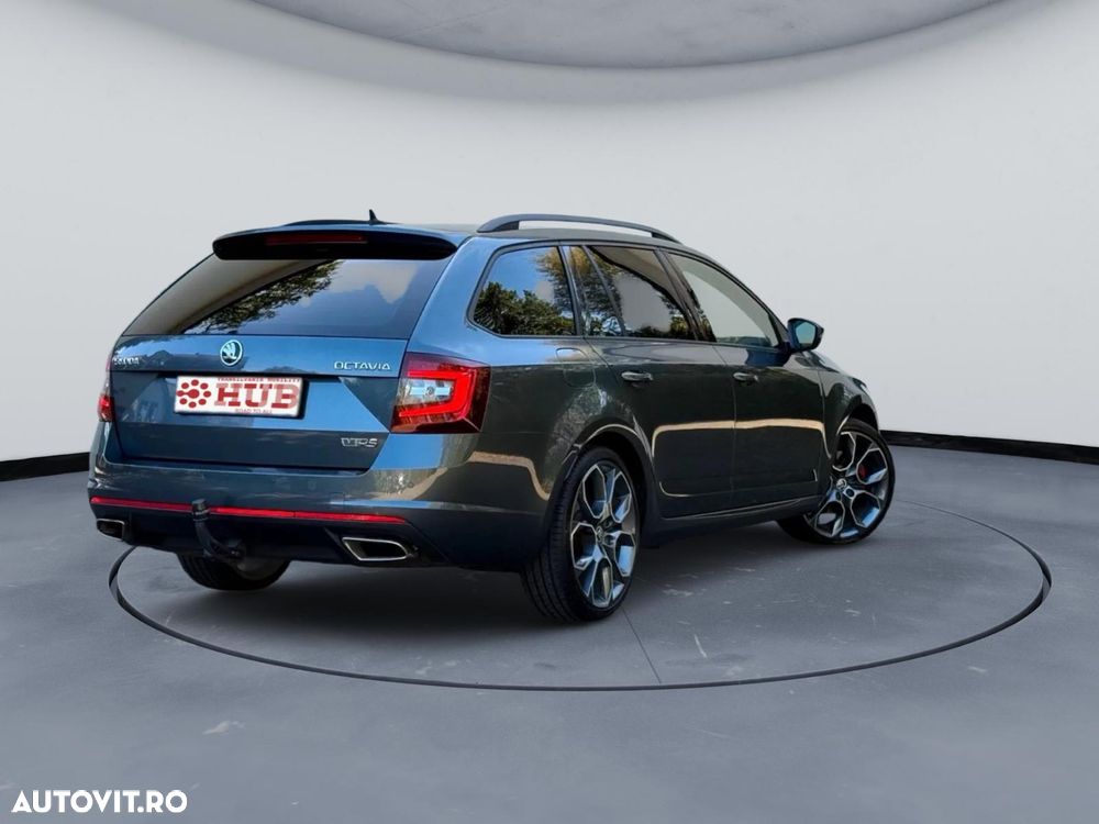 Skoda Octavia 2.0 TDI DSG RS - 6