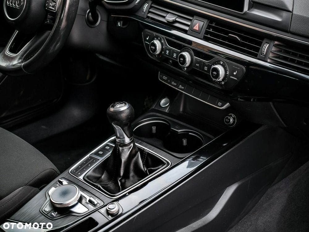 Audi A4 Avant 2.0 TDI Sport - 26