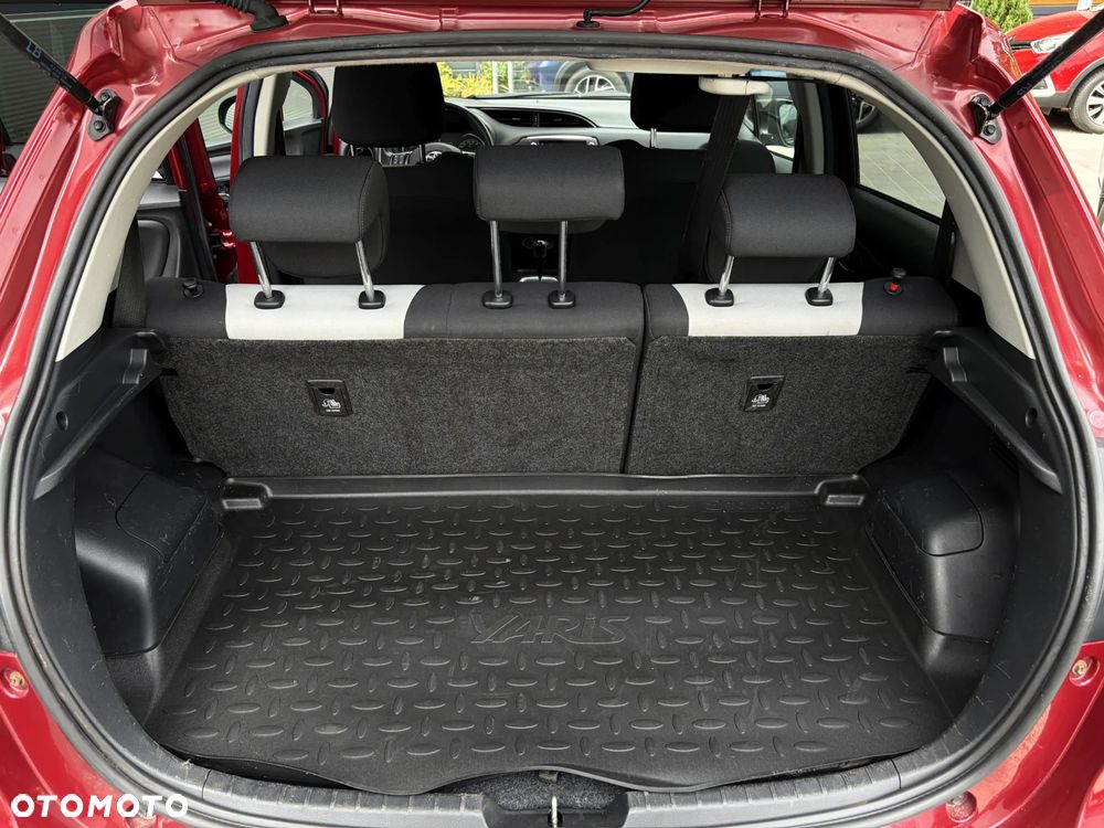 Toyota Yaris 1.5 VVT-i Selection - 37