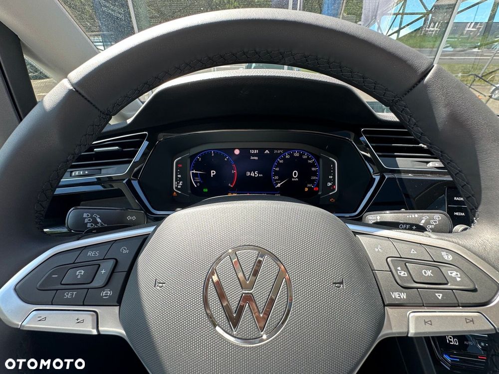 Volkswagen Touran 2.0 TDI BMT Highline DSG - 17