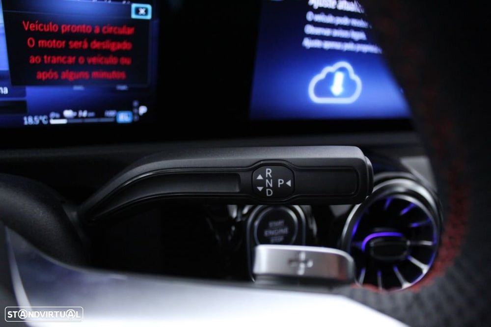 Mercedes-Benz A 250 e AMG Line - 25