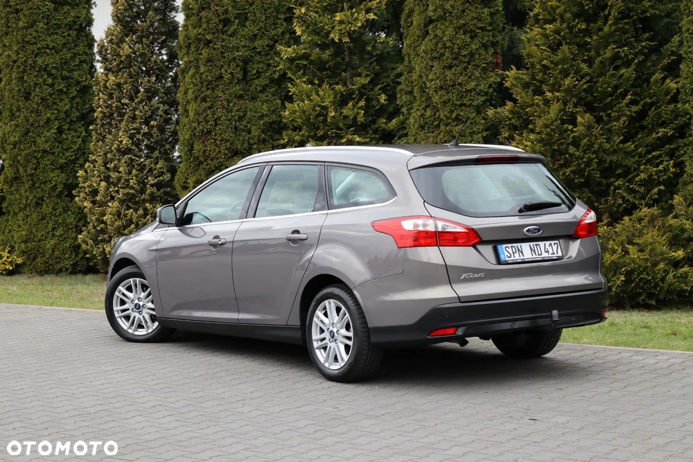Ford Focus SW 1.6 TDCi DPF S&S Titanium - 6
