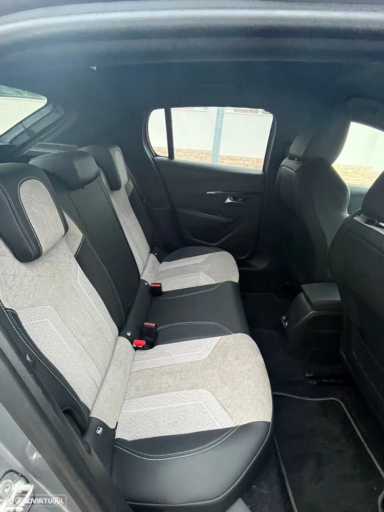 Peugeot e-208 GT Pack - 16