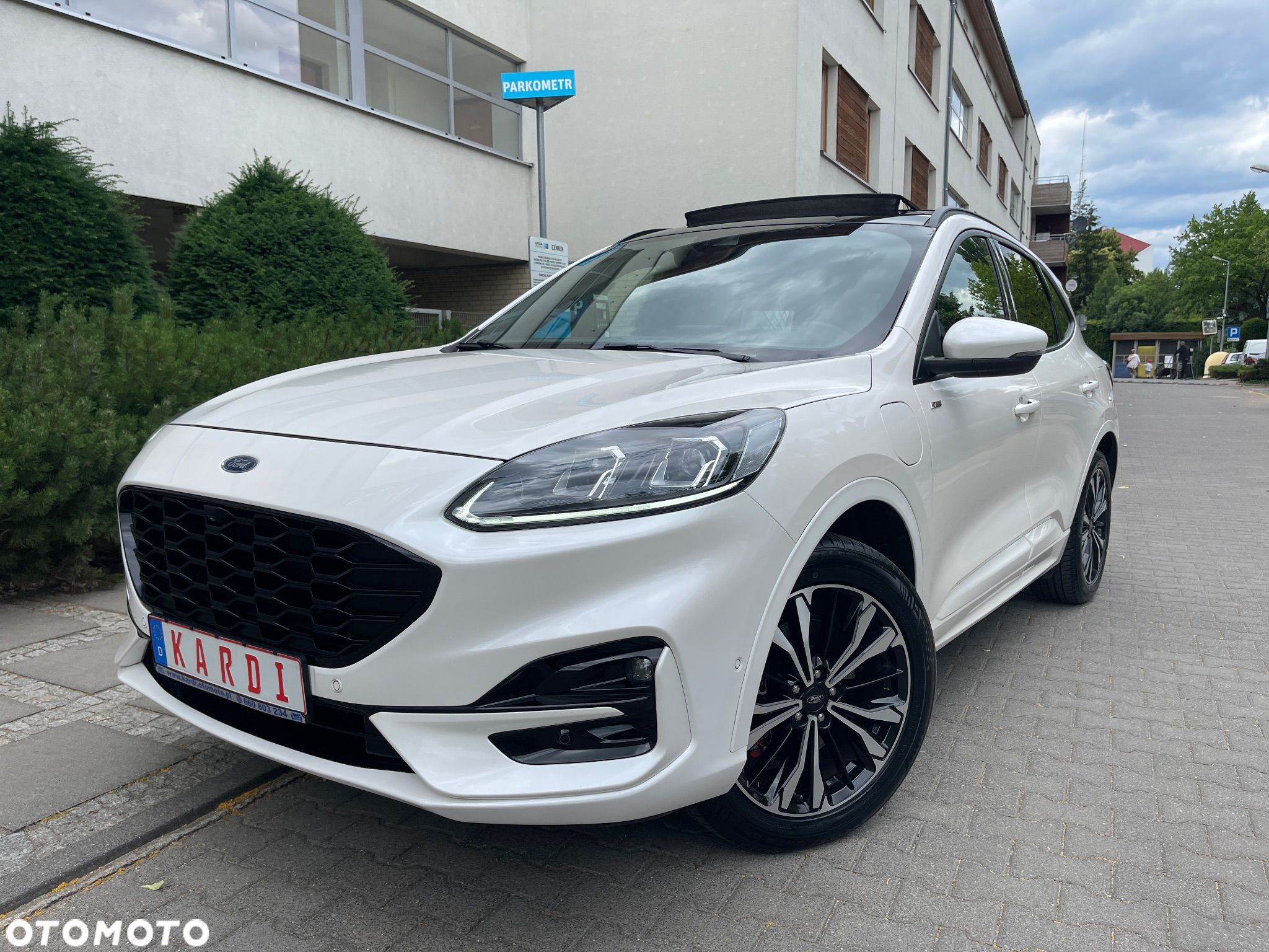Ford Kuga 2.5 Duratec PHEV ST-LINE X - 1