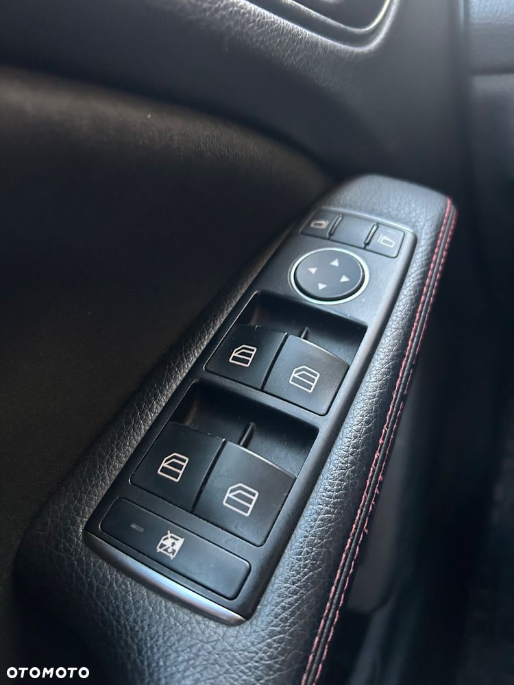 Mercedes-Benz CLA - 9