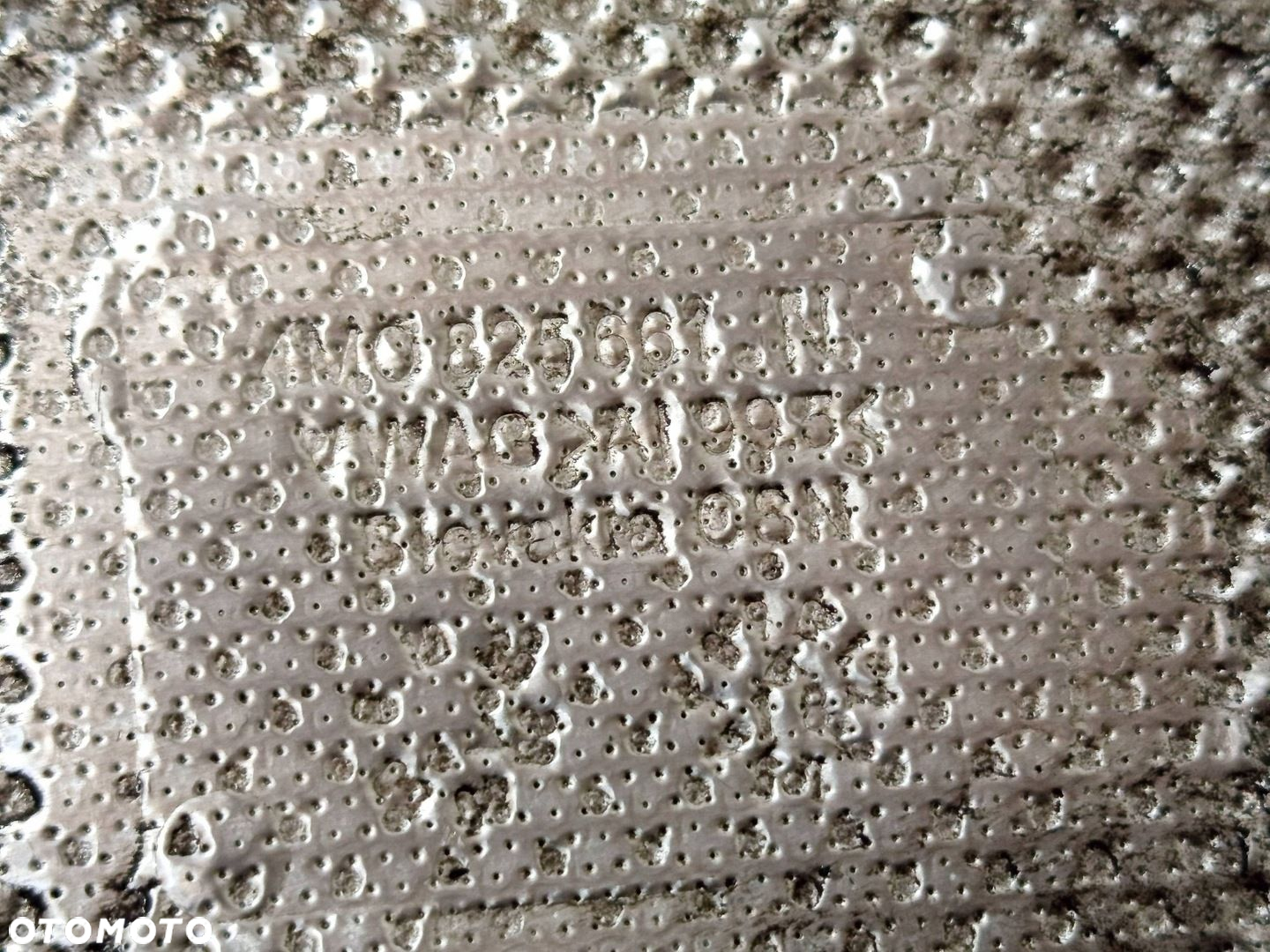 OSŁONA TERMICZNA AUDI Q7 4M VW TOUAREG III 4M0825661N - 5