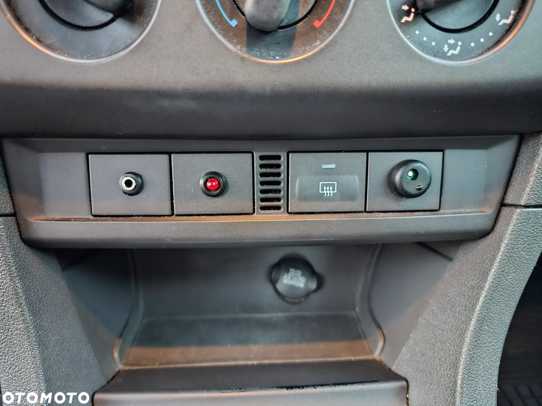 Ford Focus - 33