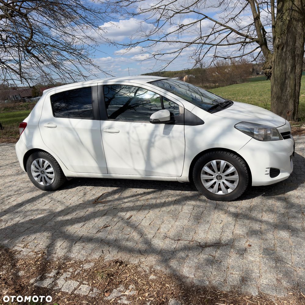 Toyota Yaris - 7