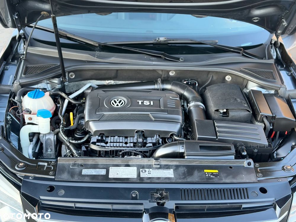 Volkswagen Passat - 29