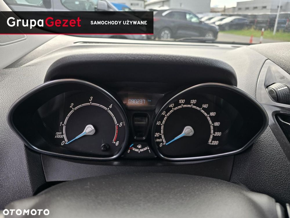 Ford Tourneo Courier - 15