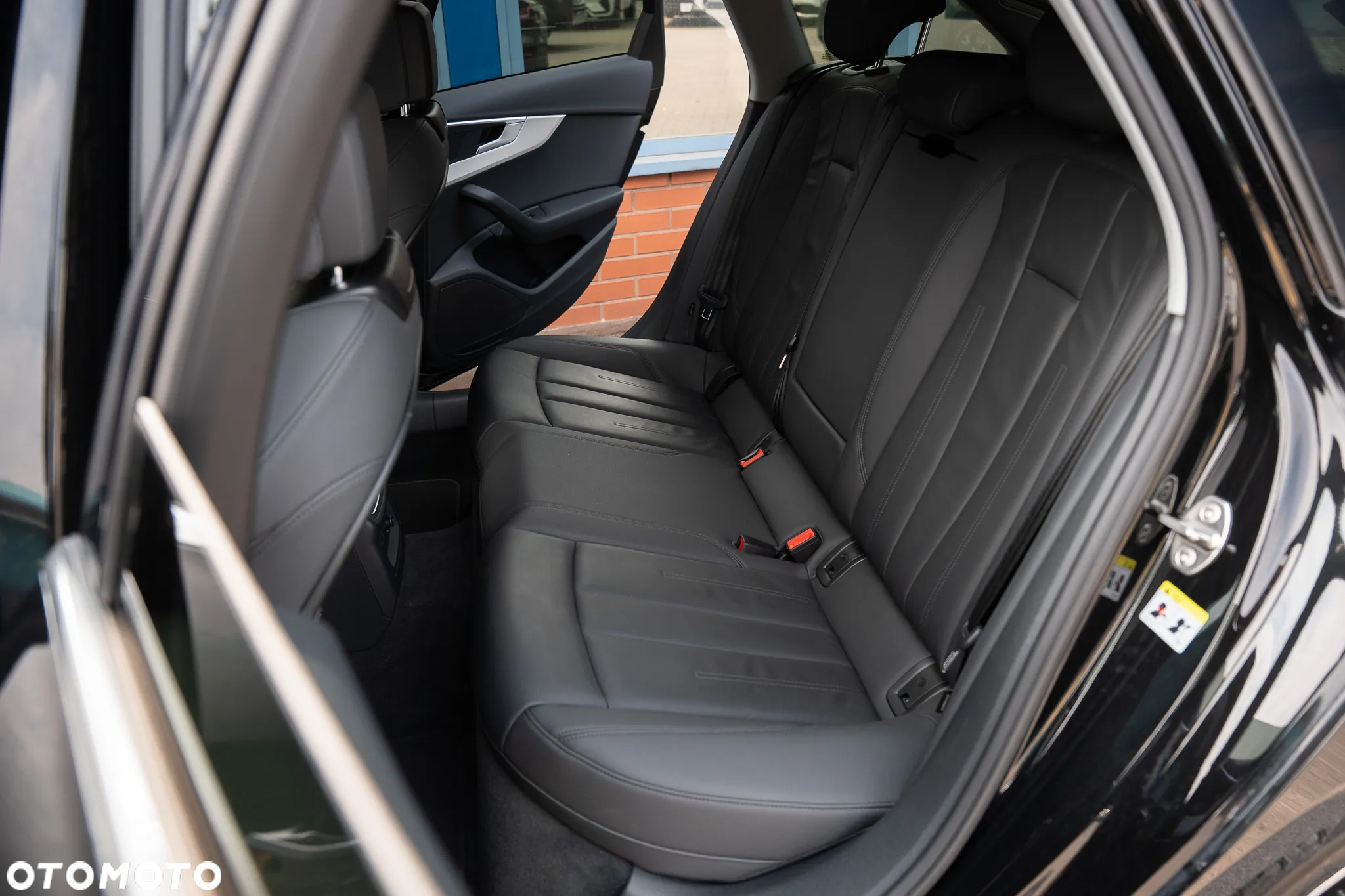 Audi A4 Avant 35 TDI S tronic advanced - 31
