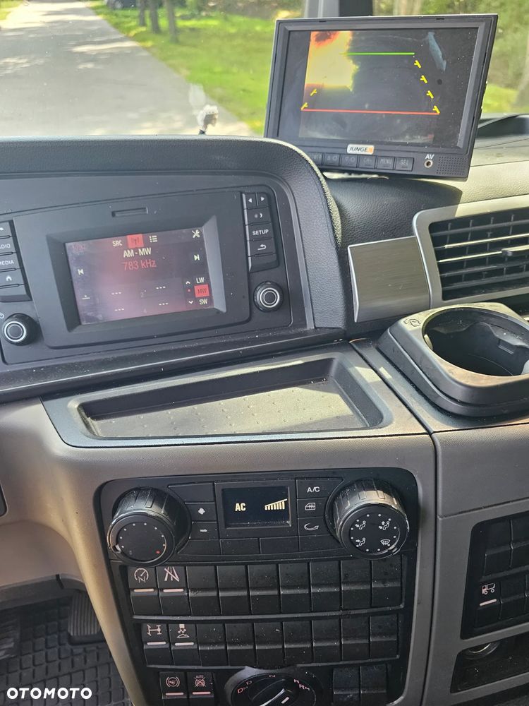 MAN TGL 12.250 z 2019r 418 tys km kontener winda - 14