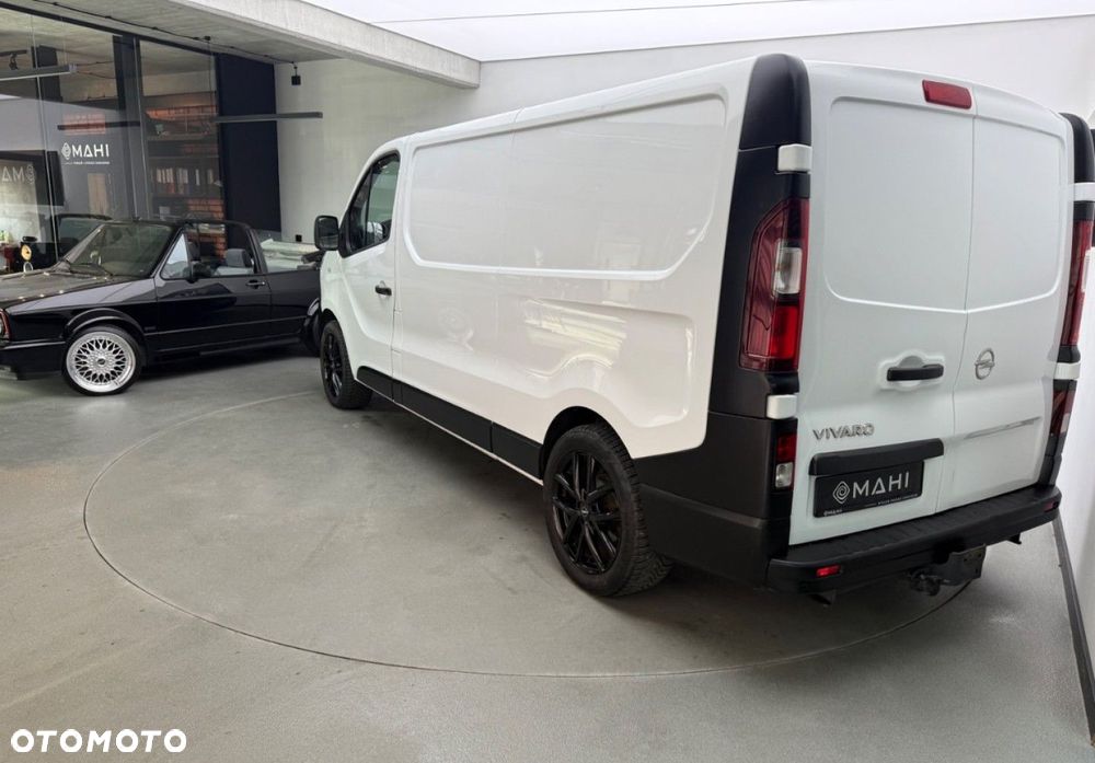 Opel Vivaro - 9