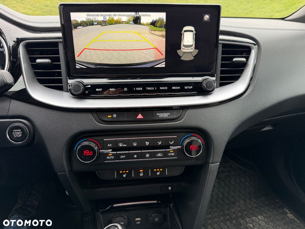 Kia ProCeed 1.5 T-GDI OPF GT LINE - 33
